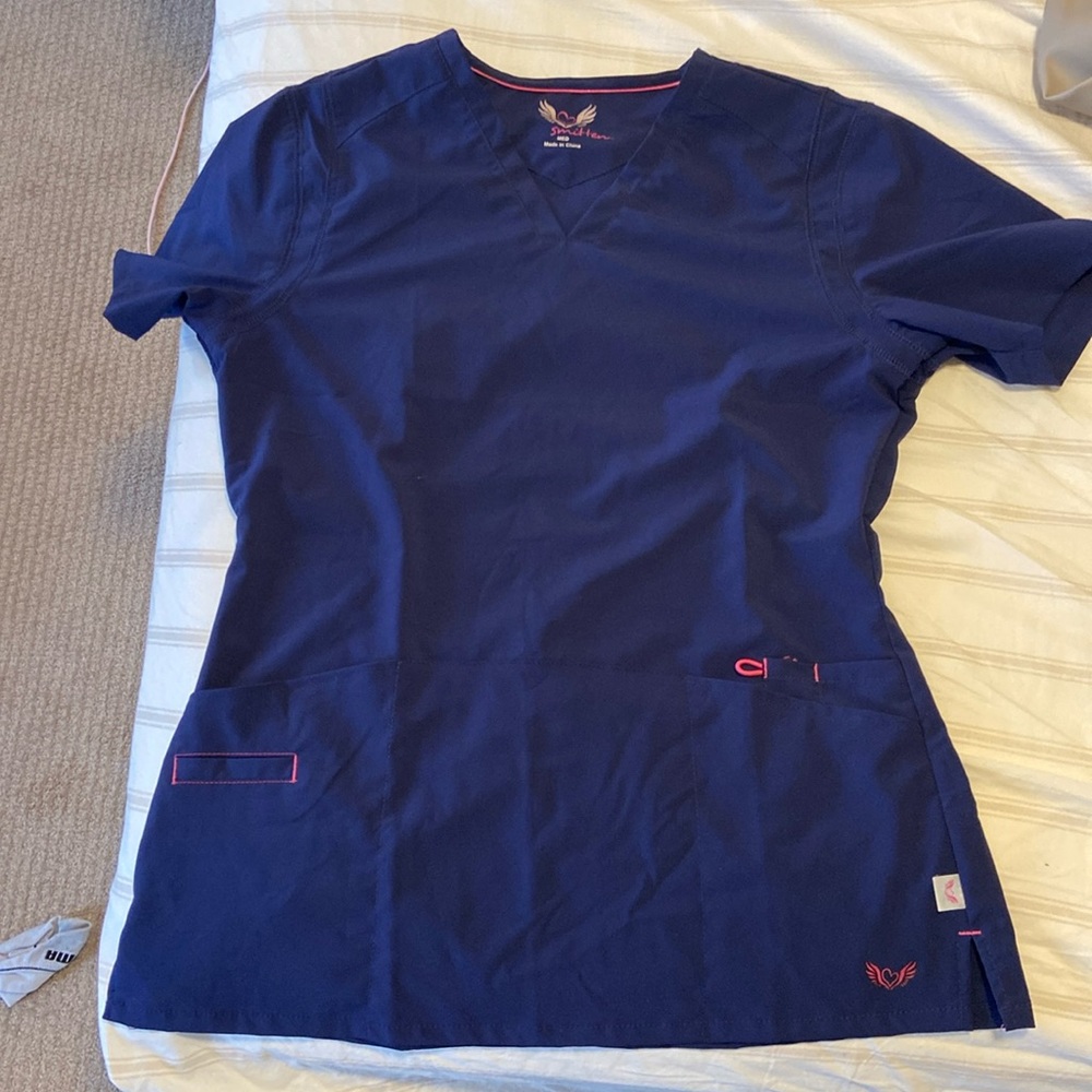 EUC smitten slim fit size medium navy womens scrub top